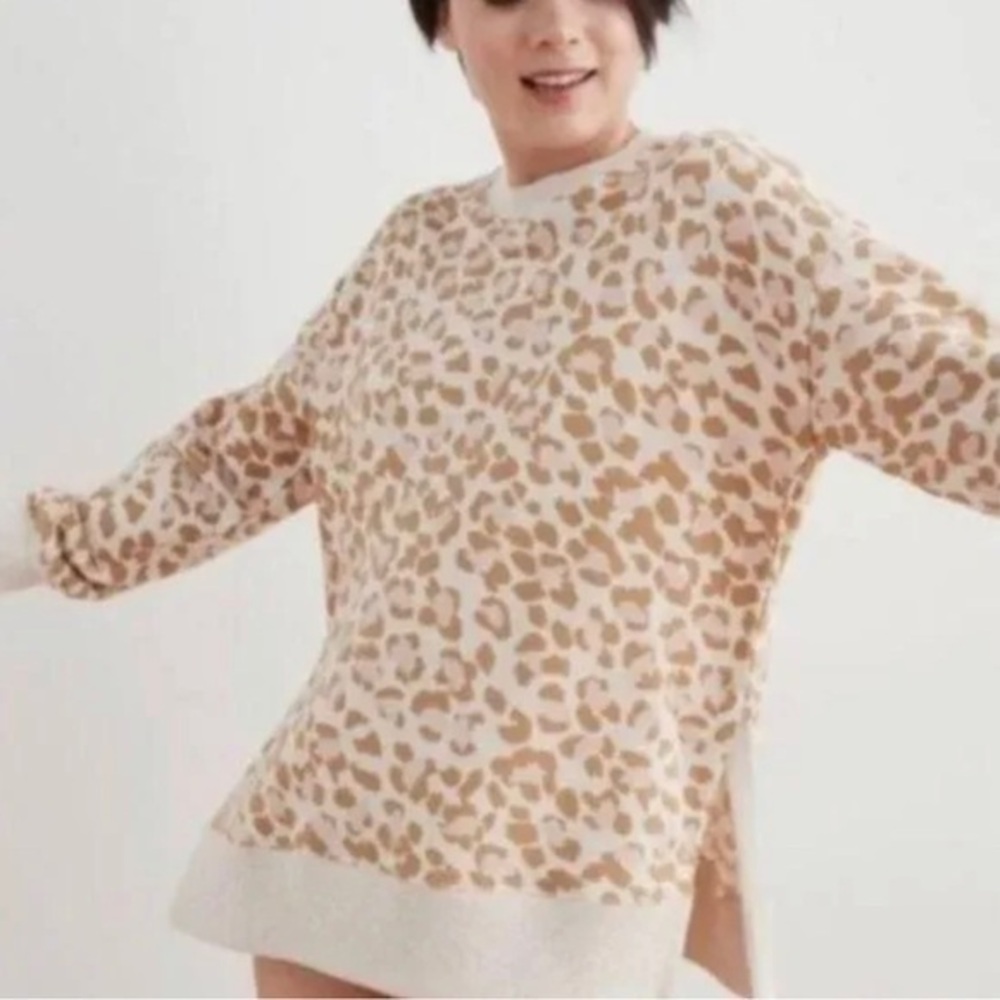 Aerie Desert Leopard Print Oversized Side Slit Sweatshirt Size